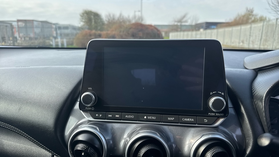 Nissan Juke 1.0 DiG-T 114 N-Connecta 5dr Petrol Hatchback - Image 12