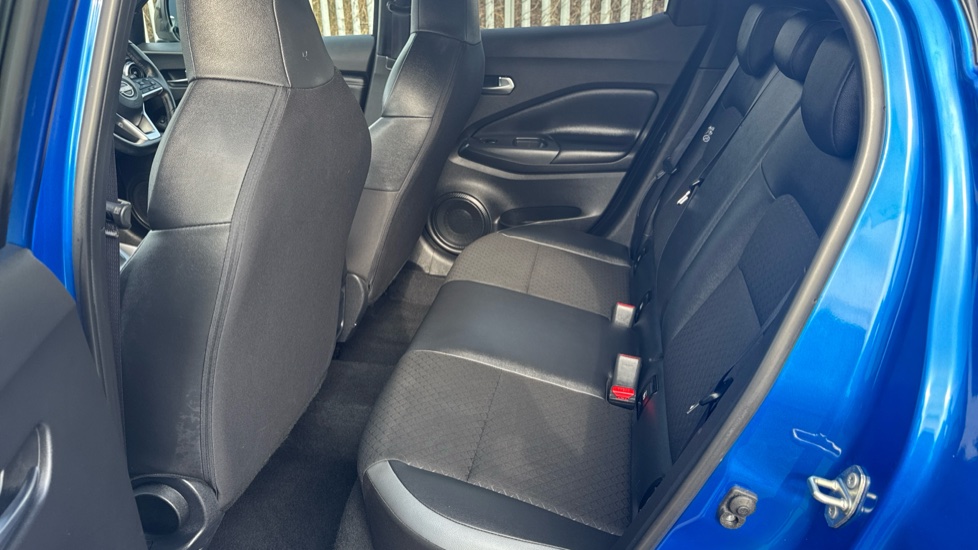 Nissan Juke 1.0 DiG-T 114 N-Connecta 5dr Petrol Hatchback - Image 16