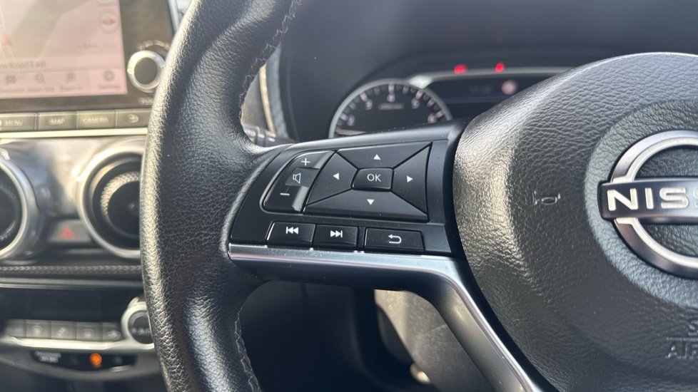 Nissan Juke 1.0 DiG-T 114 N-Connecta 5dr Petrol Hatchback - Image 21