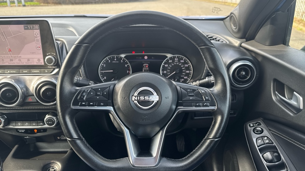 Nissan Juke 1.0 DiG-T 114 N-Connecta 5dr Petrol Hatchback - Image 23