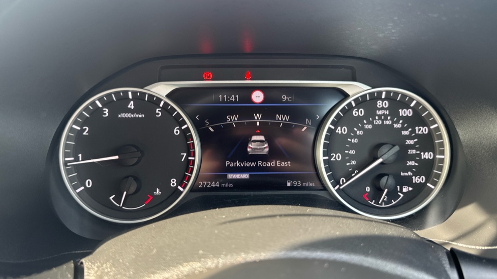 Nissan Juke 1.0 DiG-T 114 N-Connecta 5dr Petrol Hatchback - Image 38
