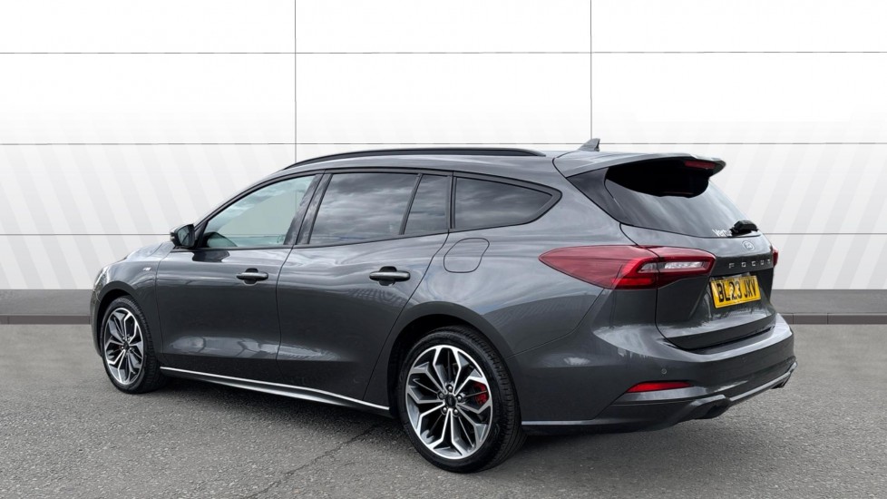 Ford Focus 1.0 EcoBoost Hybrid mHEV ST-Line X 5dr Auto Petrol Estate - Image 2