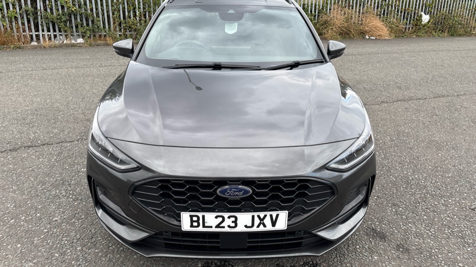 Ford Focus 1.0 EcoBoost Hybrid mHEV ST-Line X 5dr Auto Petrol Estate - Image 8