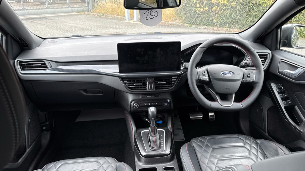 Ford Focus 1.0 EcoBoost Hybrid mHEV ST-Line X 5dr Auto Petrol Estate - Image 10