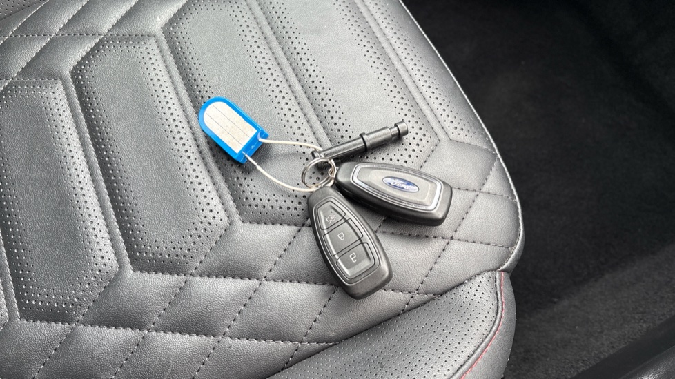 Ford Focus 1.0 EcoBoost Hybrid mHEV ST-Line X 5dr Auto Petrol Estate - Image 20