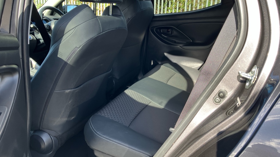 Mazda 2 Hybrid 1.5i Hybrid Select 5dr CVT Hybrid Hatchback - Image 16