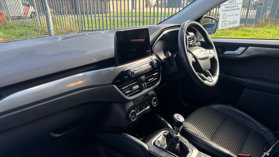 Ford Kuga 1.5 EcoBoost 150 Titanium 5dr Petrol Estate - Image 9