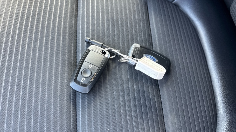 Ford Kuga 1.5 EcoBoost 150 Titanium 5dr Petrol Estate - Image 20