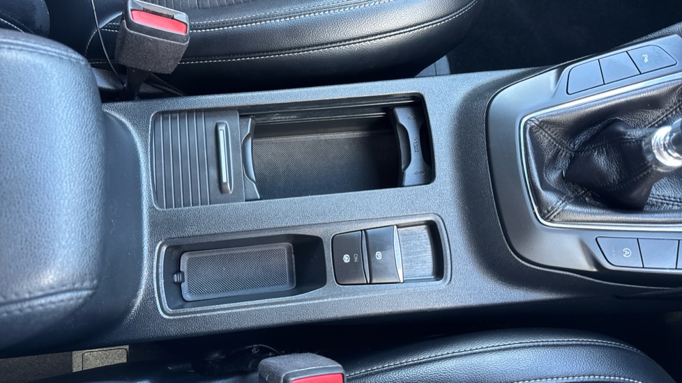 Ford Kuga 1.5 EcoBoost 150 Titanium 5dr Petrol Estate - Image 43