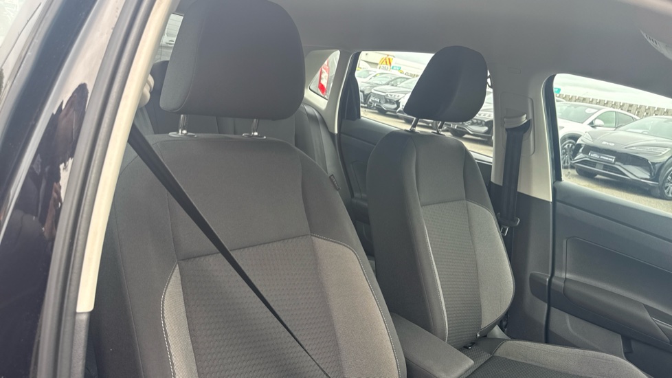 Volkswagen Polo 1.0 TSI Life 5dr Petrol Hatchback - Image 35