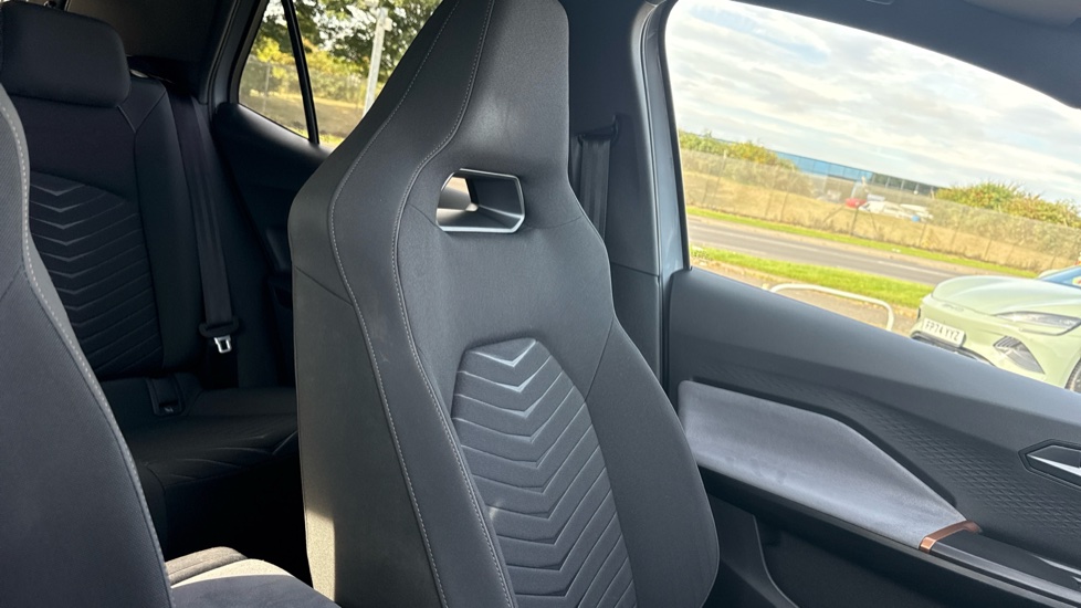 CUPRA Born 150kW V2 58kWh 5dr Auto Electric Hatchback - Image 34