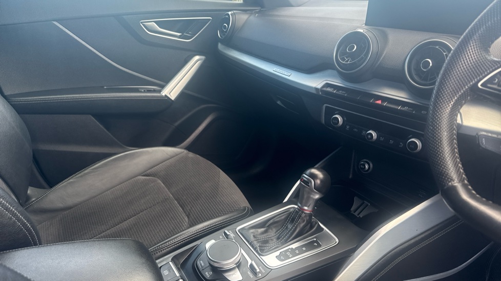 Audi Q2 SQ2 Quattro 5dr S Tronic Petrol Estate - Image 14