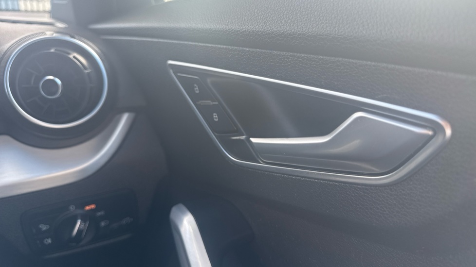Audi Q2 SQ2 Quattro 5dr S Tronic Petrol Estate - Image 28