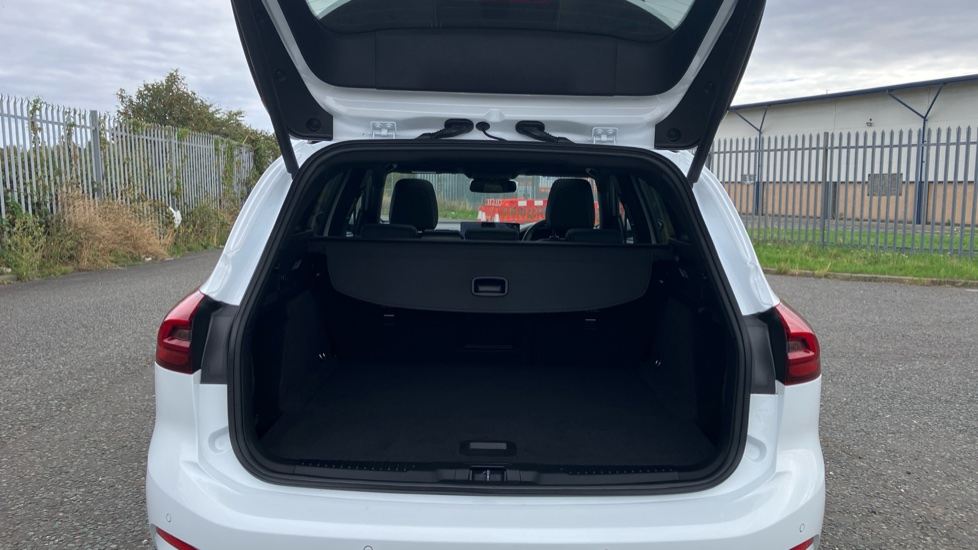 Ford Focus 1.0 EcoBoost Hybrid mHEV 155 ST-Line X 5dr Auto Petrol Estate - Image 4