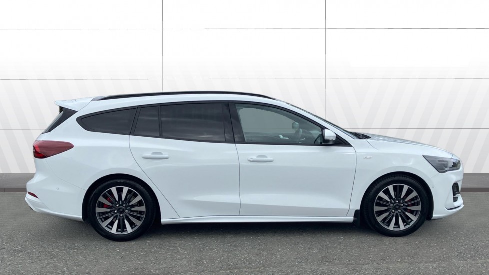Ford Focus 1.0 EcoBoost Hybrid mHEV 155 ST-Line X 5dr Auto Petrol Estate - Image 5