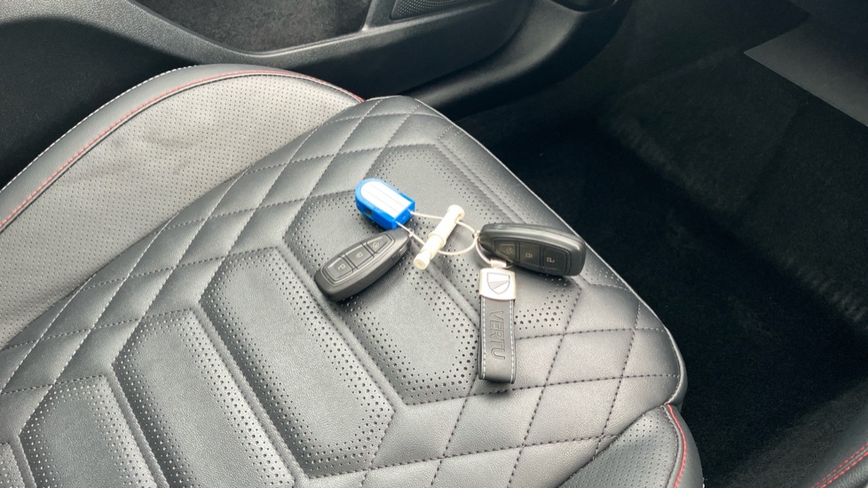 Ford Focus 1.0 EcoBoost Hybrid mHEV 155 ST-Line X 5dr Auto Petrol Estate - Image 20