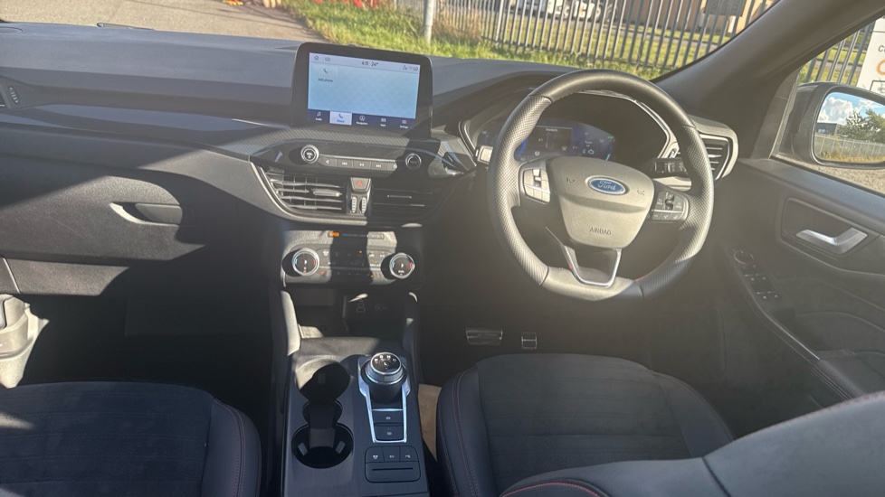 Ford Kuga 2.5 PHEV ST-Line X Edition 5dr CVT Estate - Image 10