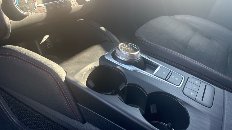 Ford Kuga 2.5 PHEV ST-Line X Edition 5dr CVT Estate - Image 13