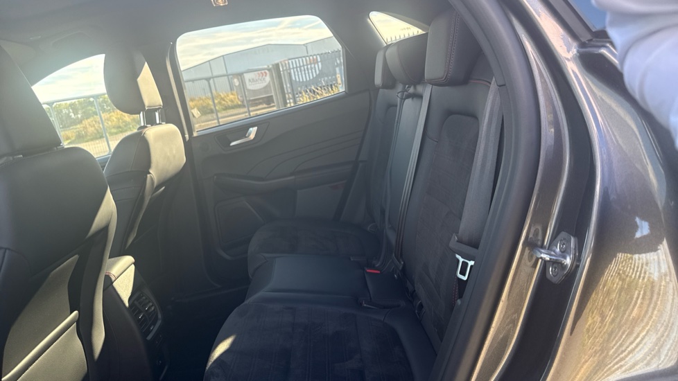Ford Kuga 2.5 PHEV ST-Line X Edition 5dr CVT Estate - Image 16