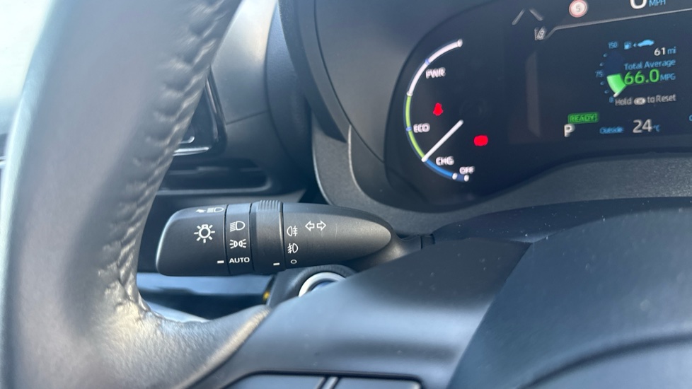 Toyota Yaris Cross 1.5 Hybrid Design 5dr CVT Hybrid Estate - Image 26
