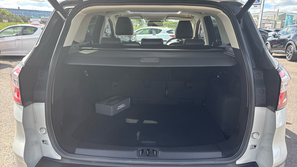 Ford Kuga 2.0 TDCi Titanium 5dr 2WD Diesel Estate - Image 4