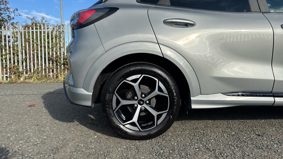Ford Puma 1.0 EcoBoost Hybrid mHEV ST-Line 5dr Petrol Hatchback - Image 7