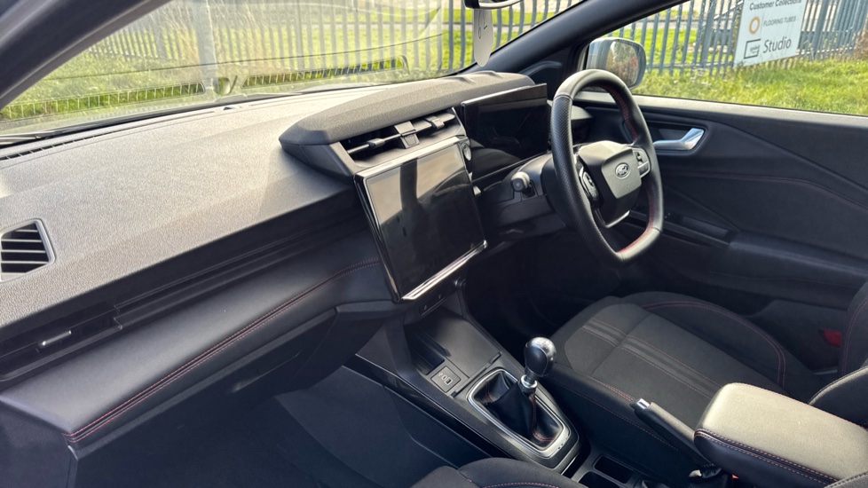 Ford Puma 1.0 EcoBoost Hybrid mHEV ST-Line 5dr Petrol Hatchback - Image 9