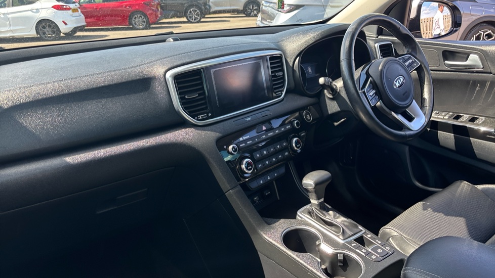 Kia Sportage 1.6T GDi ISG 4 5dr DCT Auto [AWD] Petrol Estate - Image 9