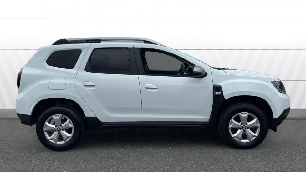 Dacia Duster 1.3 TCe 130 Comfort 5dr Petrol Estate - Image 5