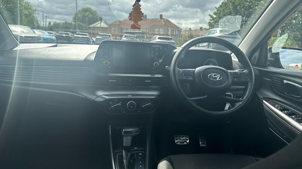 Hyundai BAYON 1.0 TGDi 48V MHEV SE Connect 5dr DCT Petrol Hatchback - Image 10