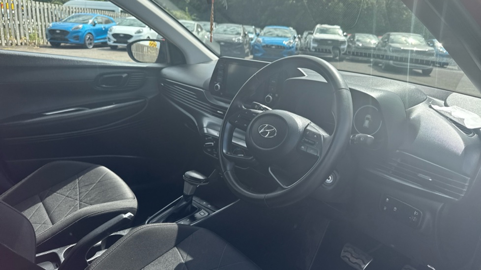 Hyundai BAYON 1.0 TGDi 48V MHEV SE Connect 5dr DCT Petrol Hatchback - Image 11