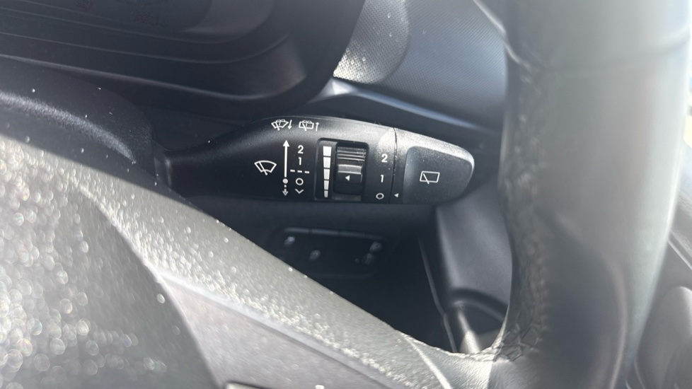 Hyundai BAYON 1.0 TGDi 48V MHEV SE Connect 5dr DCT Petrol Hatchback - Image 24