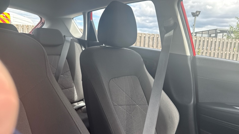Hyundai BAYON 1.0 TGDi 48V MHEV SE Connect 5dr DCT Petrol Hatchback - Image 36
