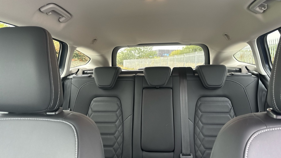 Ford Focus 1.0 EcoBoost Hybrid mHEV Titanium X 5dr Auto Petrol Estate - Image 15