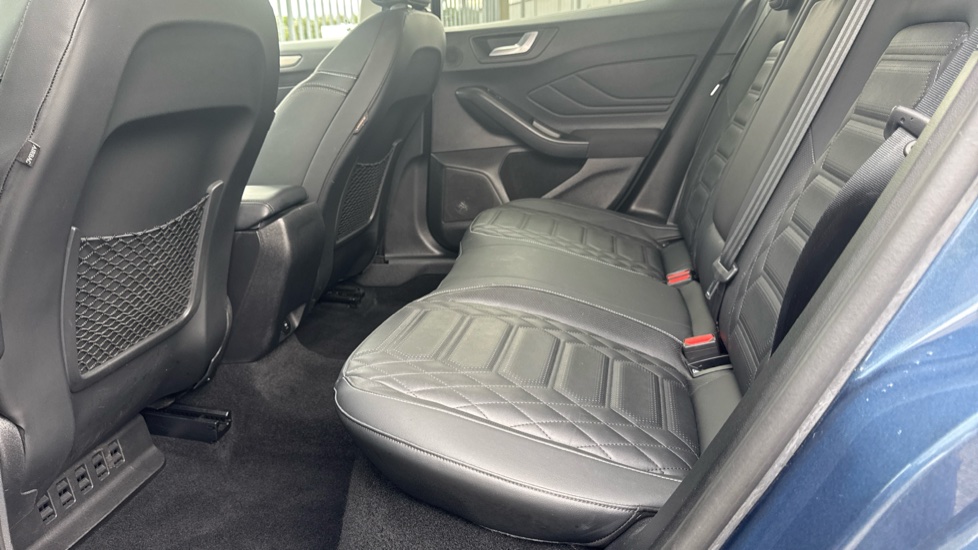 Ford Focus 1.0 EcoBoost Hybrid mHEV Titanium X 5dr Auto Petrol Estate - Image 16