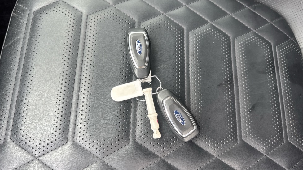 Ford Focus 1.0 EcoBoost Hybrid mHEV Titanium X 5dr Auto Petrol Estate - Image 20