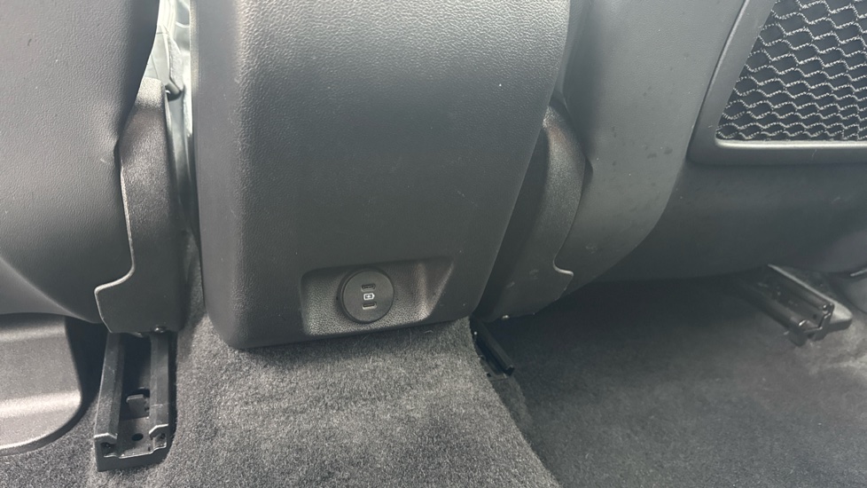 Ford Focus 1.0 EcoBoost Hybrid mHEV Titanium X 5dr Auto Petrol Estate - Image 29