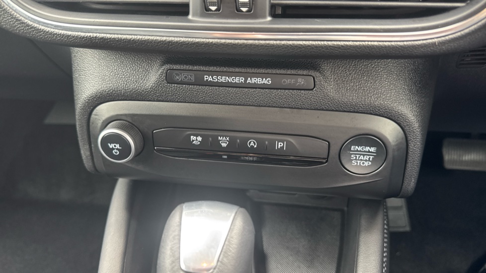 Ford Focus 1.0 EcoBoost Hybrid mHEV Titanium X 5dr Auto Petrol Estate - Image 37