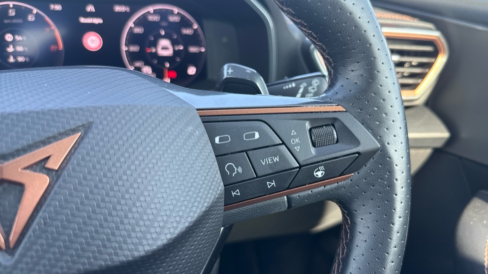 CUPRA Formentor 2.0 TSI 190 V2 5dr DSG 4Drive Petrol Estate - Image 23