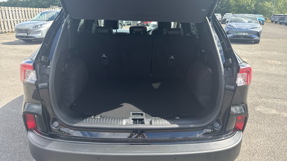 Ford Kuga 1.5 EcoBoost 150 Titanium Edition 5dr Petrol Estate - Image 4