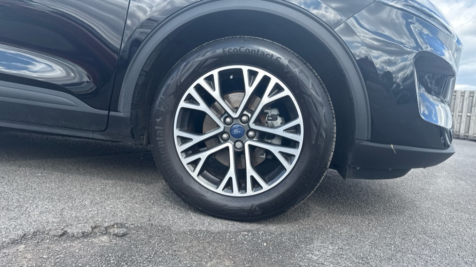 Ford Kuga 1.5 EcoBoost 150 Titanium Edition 5dr Petrol Estate - Image 7