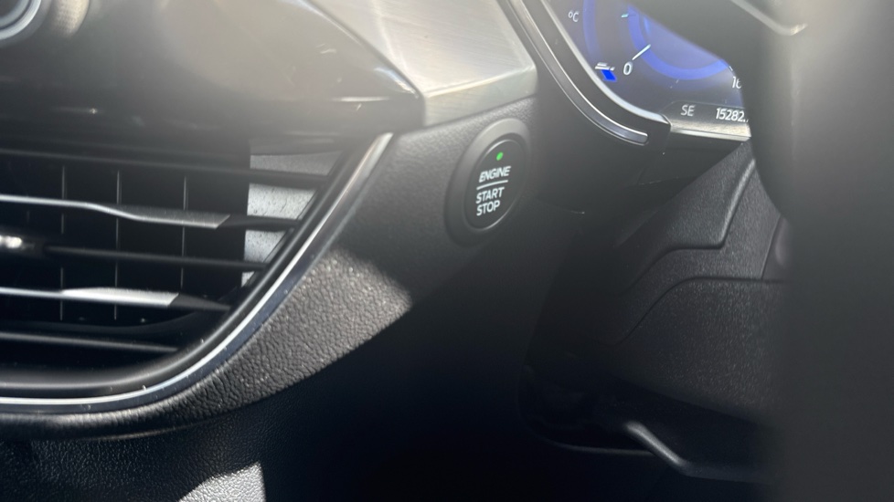Ford Kuga 1.5 EcoBoost 150 Titanium Edition 5dr Petrol Estate - Image 27