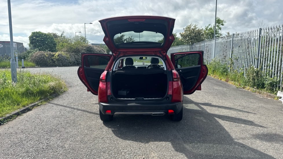 Peugeot 2008 1.2 PureTech 110 GT Line 5dr EAT6 Petrol Estate - Image 31