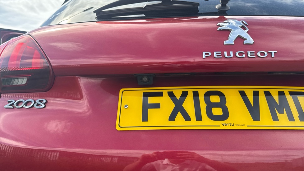 Peugeot 2008 1.2 PureTech 110 GT Line 5dr EAT6 Petrol Estate - Image 39