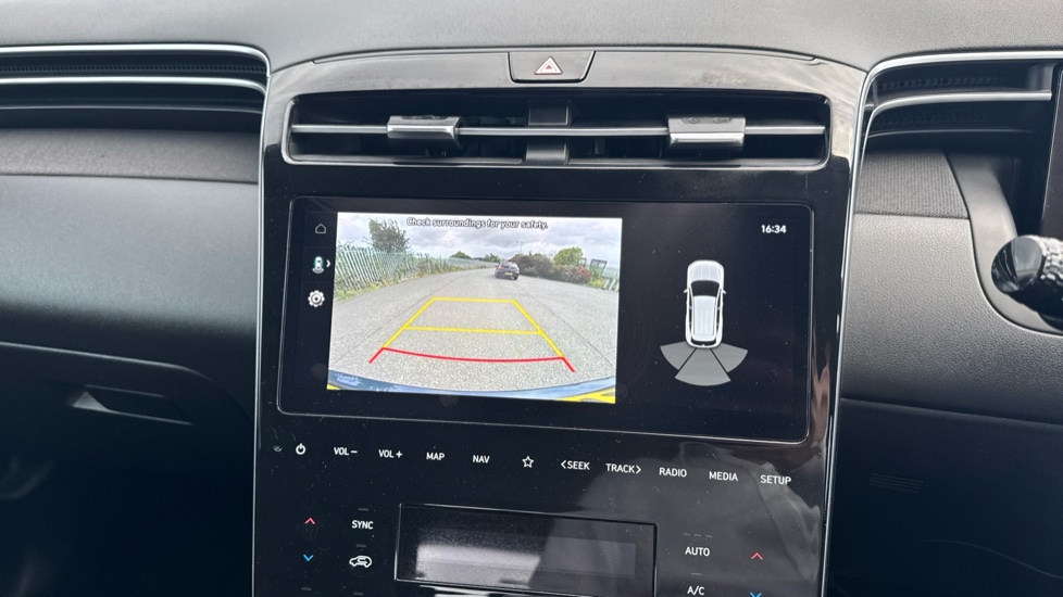 Hyundai TUCSON 1.6 TGDi Hybrid 230 SE Connect 5dr 2WD Auto Hybrid Estate - Image 24