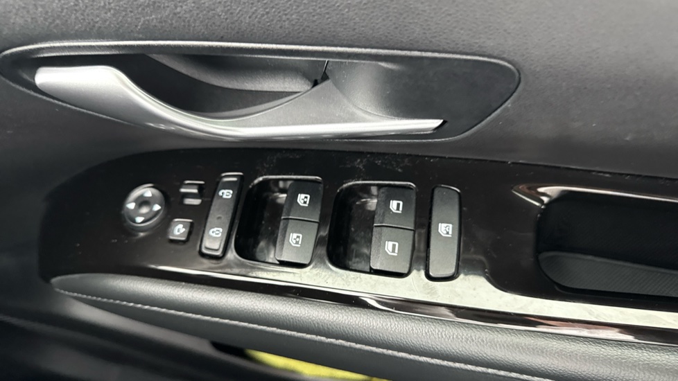 Hyundai TUCSON 1.6 TGDi Hybrid 230 SE Connect 5dr 2WD Auto Hybrid Estate - Image 39