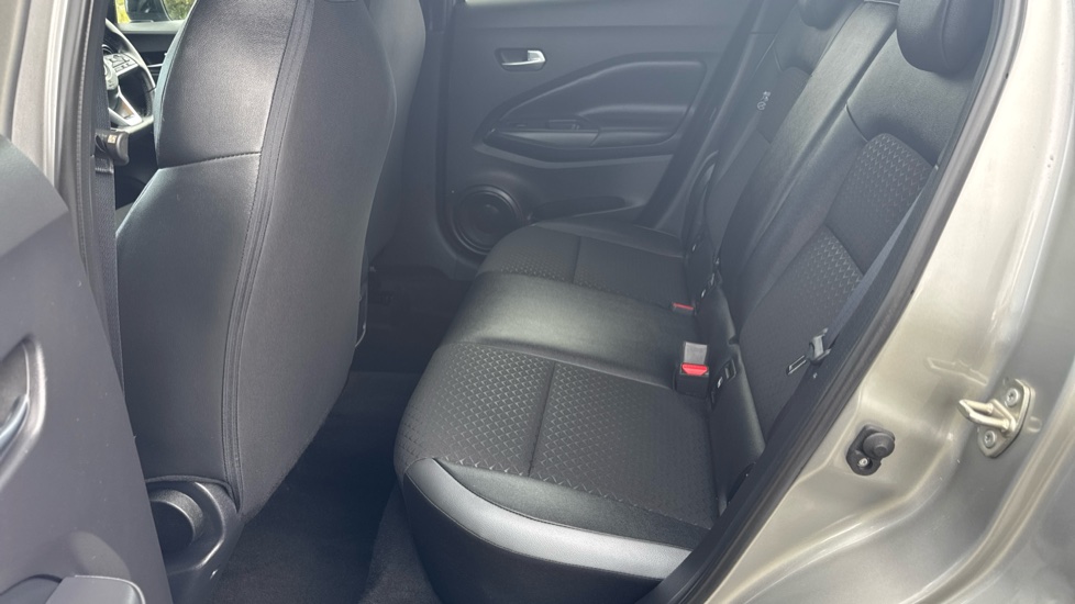 Nissan Juke 1.0 DiG-T 114 N-Connecta 5dr Petrol Hatchback - Image 16