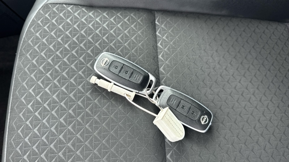 Nissan Juke 1.0 DiG-T 114 N-Connecta 5dr Petrol Hatchback - Image 20