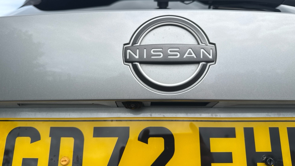 Nissan Juke 1.0 DiG-T 114 N-Connecta 5dr Petrol Hatchback - Image 22