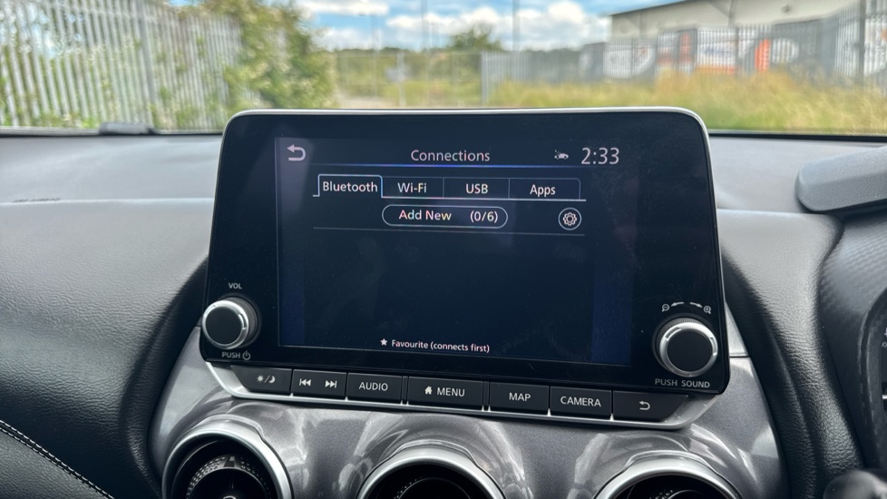 Nissan Juke 1.0 DiG-T 114 N-Connecta 5dr Petrol Hatchback - Image 39